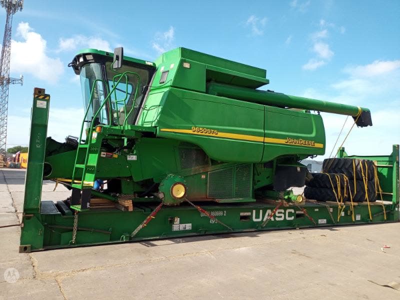 Экспорт комбайна John Deere 9650STS — 40 футов Flat Rack to Сантус, Бразилия