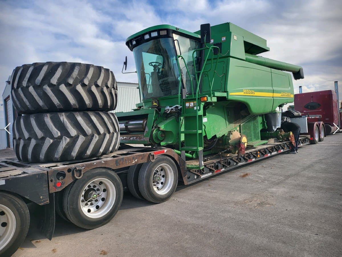 Cosechadora John Deere usada preparada para transporte internacional