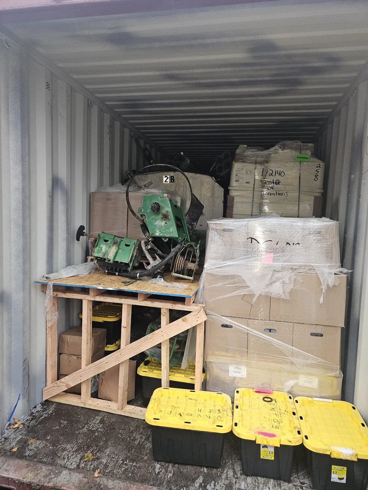John Deere 7200 and Montag Generation II - Mixed Equipment Consolidation — View 1