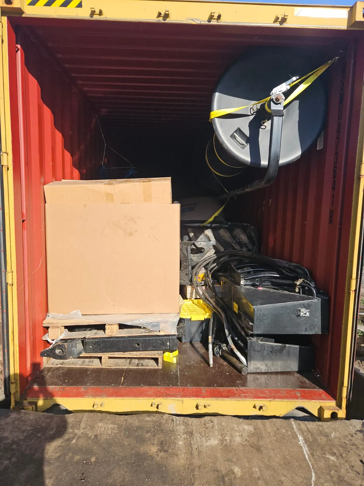 MacDon M155 - Intact-Container Rail and Ferry Route to Kazakhstan — View 1