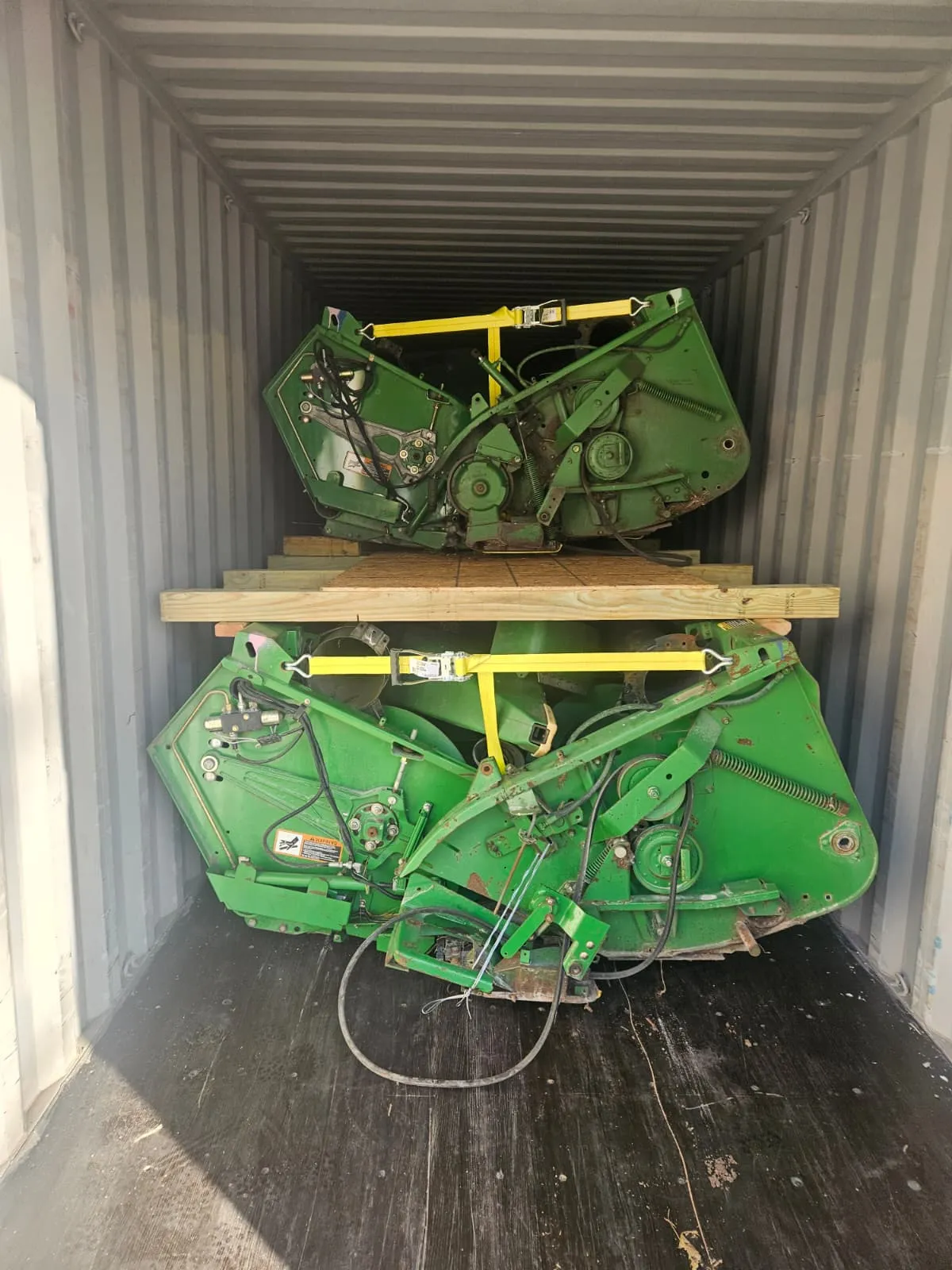 Flex headers on two levels inside a container, with a wooden platform between them